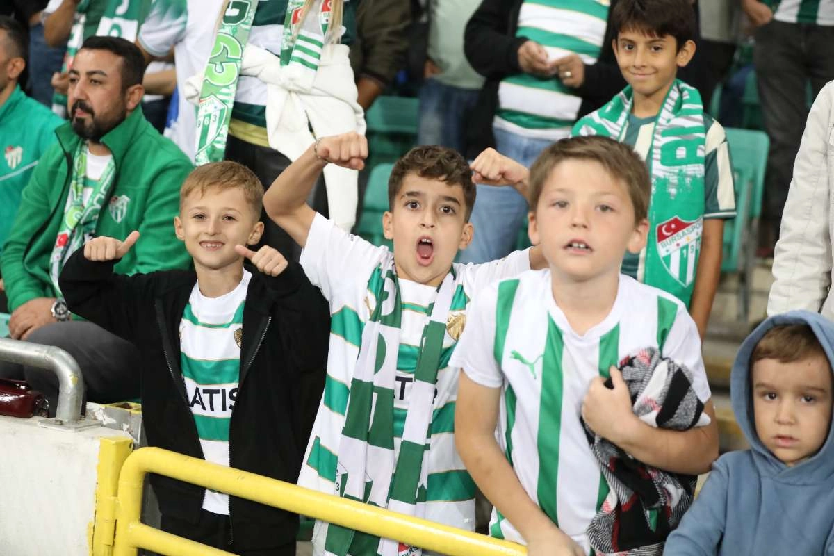 (FOTO GALERİ) Bursaspor-Isparta 32 Spor Taraftar Fotoğrafları-1
