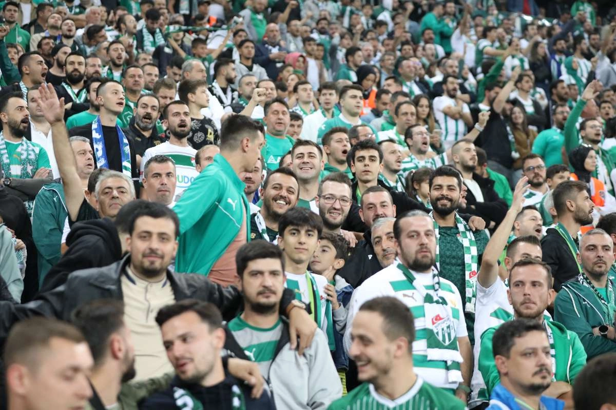 (FOTO GALERİ) Bursaspor-Isparta 32 Spor Taraftar Fotoğrafları-1
