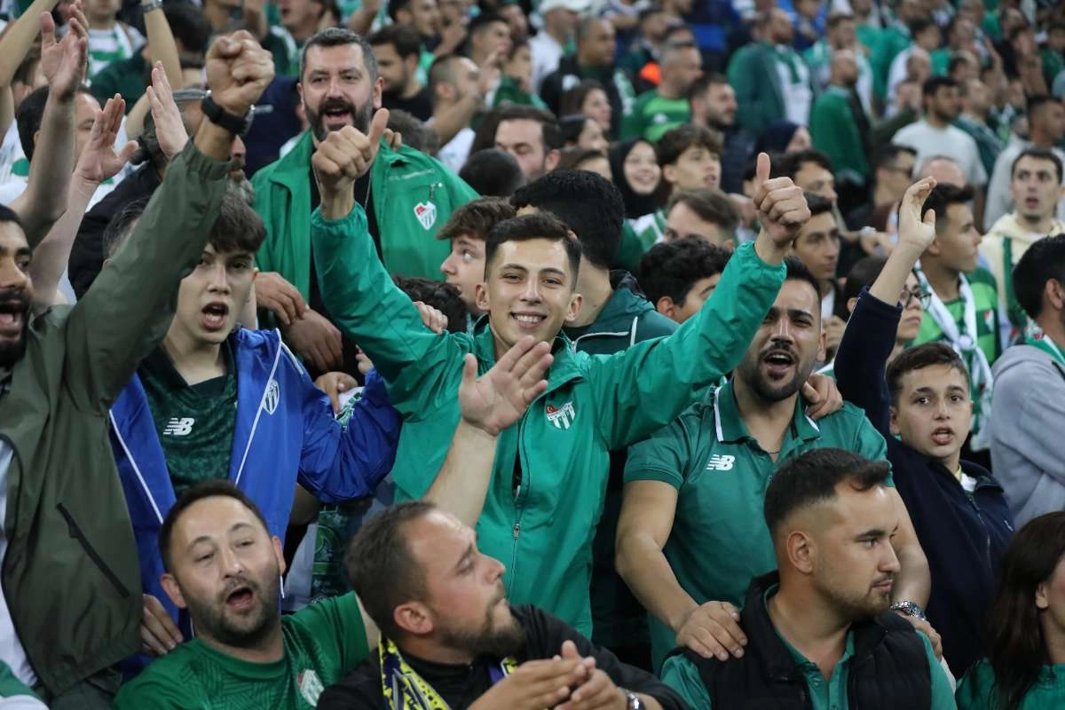 (FOTO GALERİ) Bursaspor-Isparta 32 Spor Taraftar Fotoğrafları-1