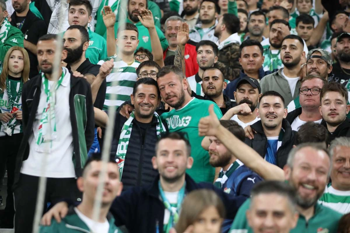 (FOTO GALERİ) Bursaspor-Isparta 32 Spor Taraftar Fotoğrafları-1
