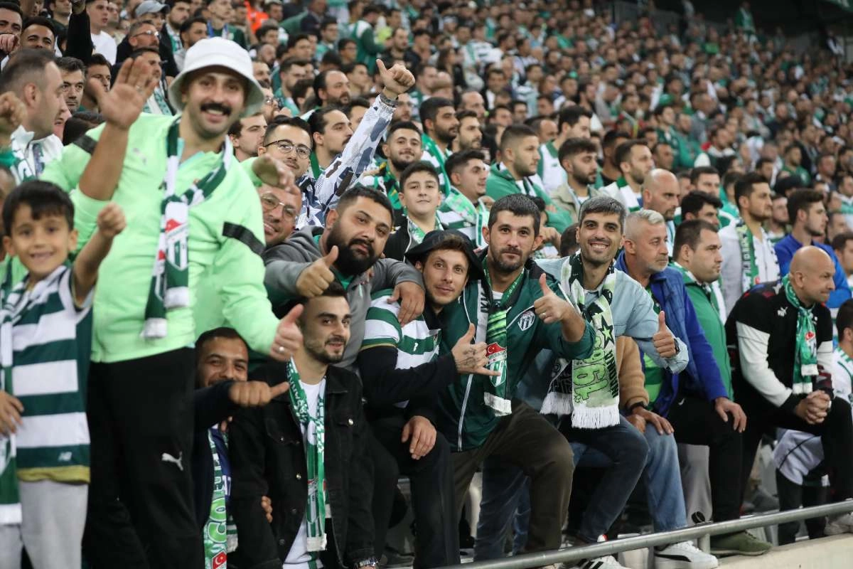 (FOTO GALERİ) Bursaspor-Isparta 32 Spor Taraftar Fotoğrafları-1