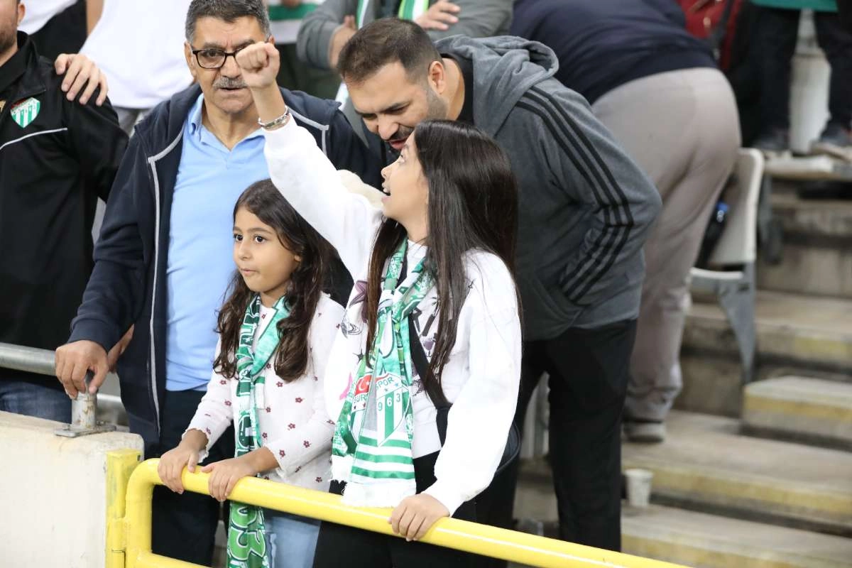 (FOTO GALERİ) Bursaspor-Isparta 32 Spor Taraftar Fotoğrafları-1