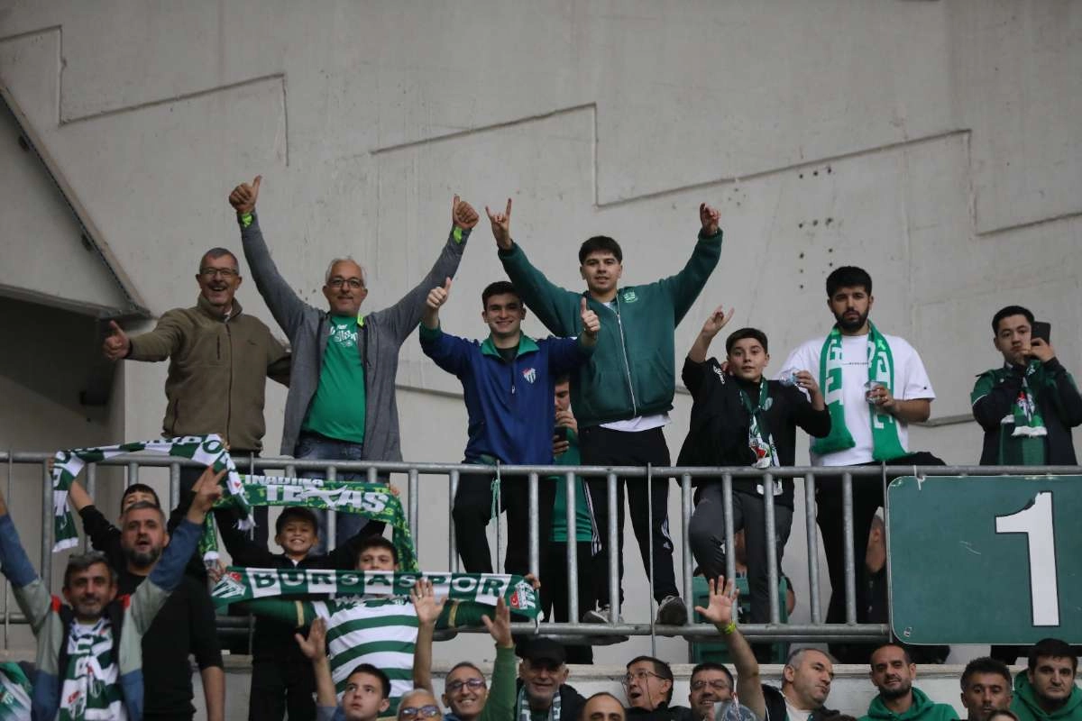 (FOTO GALERİ) Bursaspor-Isparta 32 Spor Taraftar Fotoğrafları-1