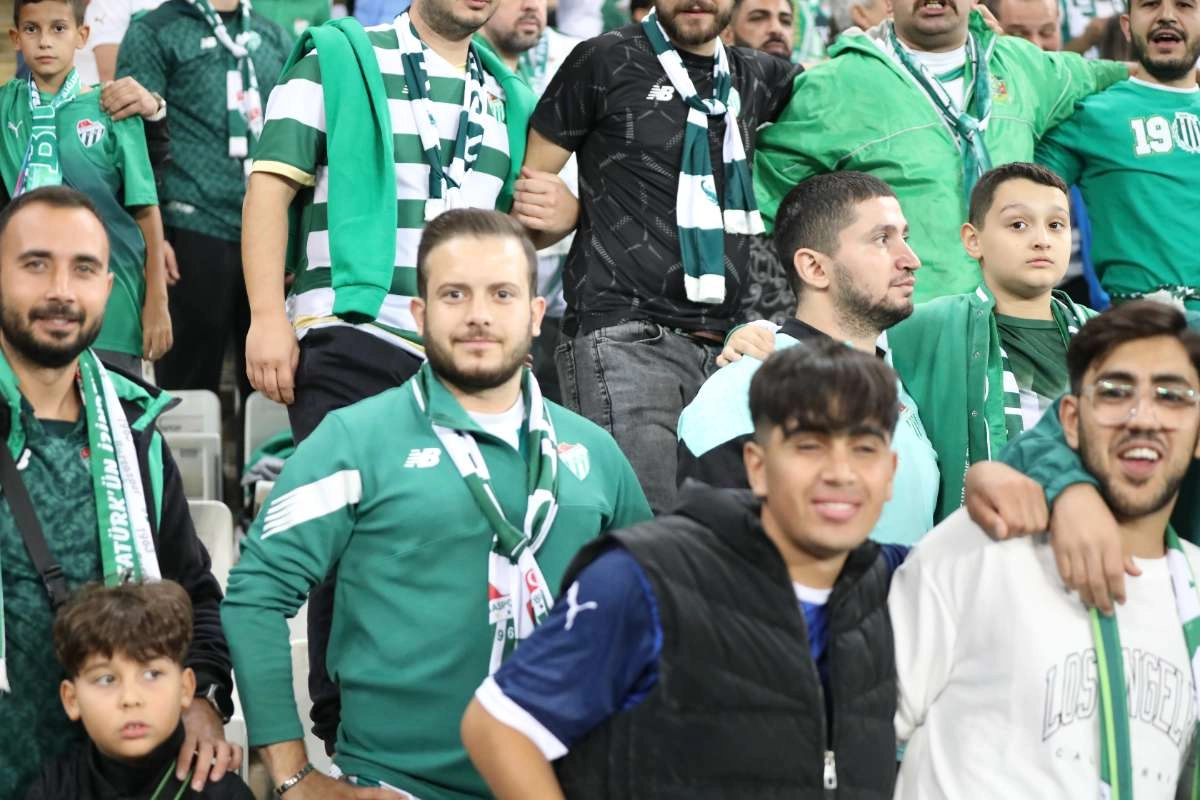 (FOTO GALERİ) Bursaspor-Isparta 32 Spor Taraftar Fotoğrafları-1