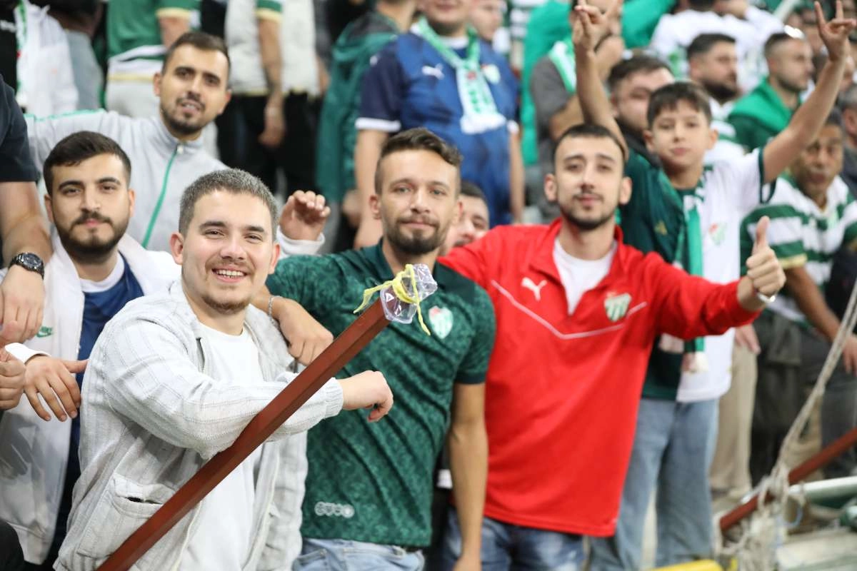 (FOTO GALERİ) Bursaspor-Isparta 32 Spor Taraftar Fotoğrafları-1