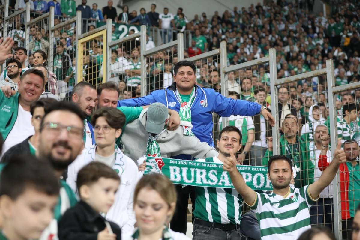 (FOTO GALERİ) Bursaspor-Isparta 32 Spor Taraftar Fotoğrafları-1
