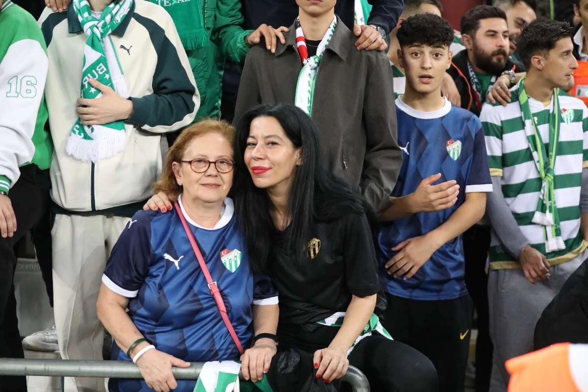 (FOTO GALERİ) Bursaspor-Isparta 32 Spor Taraftar Fotoğrafları-1