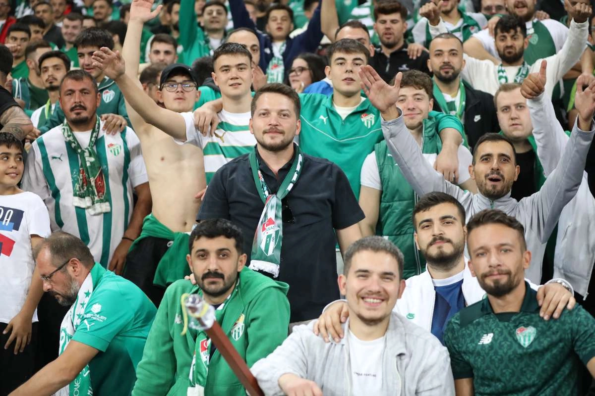 (FOTO GALERİ) Bursaspor-Isparta 32 Spor Taraftar Fotoğrafları-1