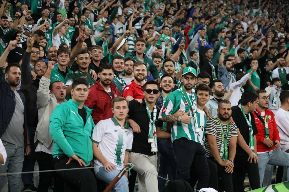 (FOTO GALERİ) Bursaspor-Isparta 32 Spor Taraftar Fotoğrafları-1