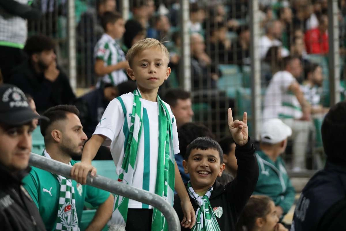 (FOTO GALERİ) Bursaspor-Isparta 32 Spor Taraftar Fotoğrafları-1