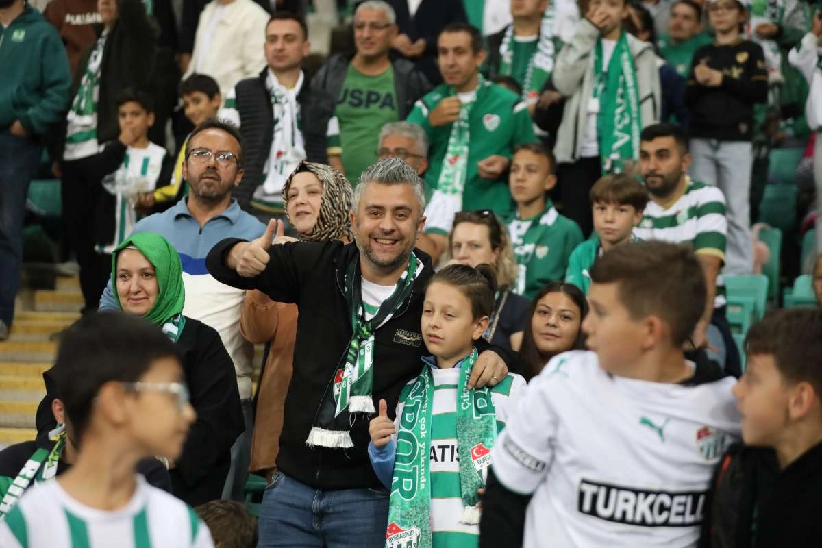(FOTO GALERİ) Bursaspor-Isparta 32 Spor Taraftar Fotoğrafları-1