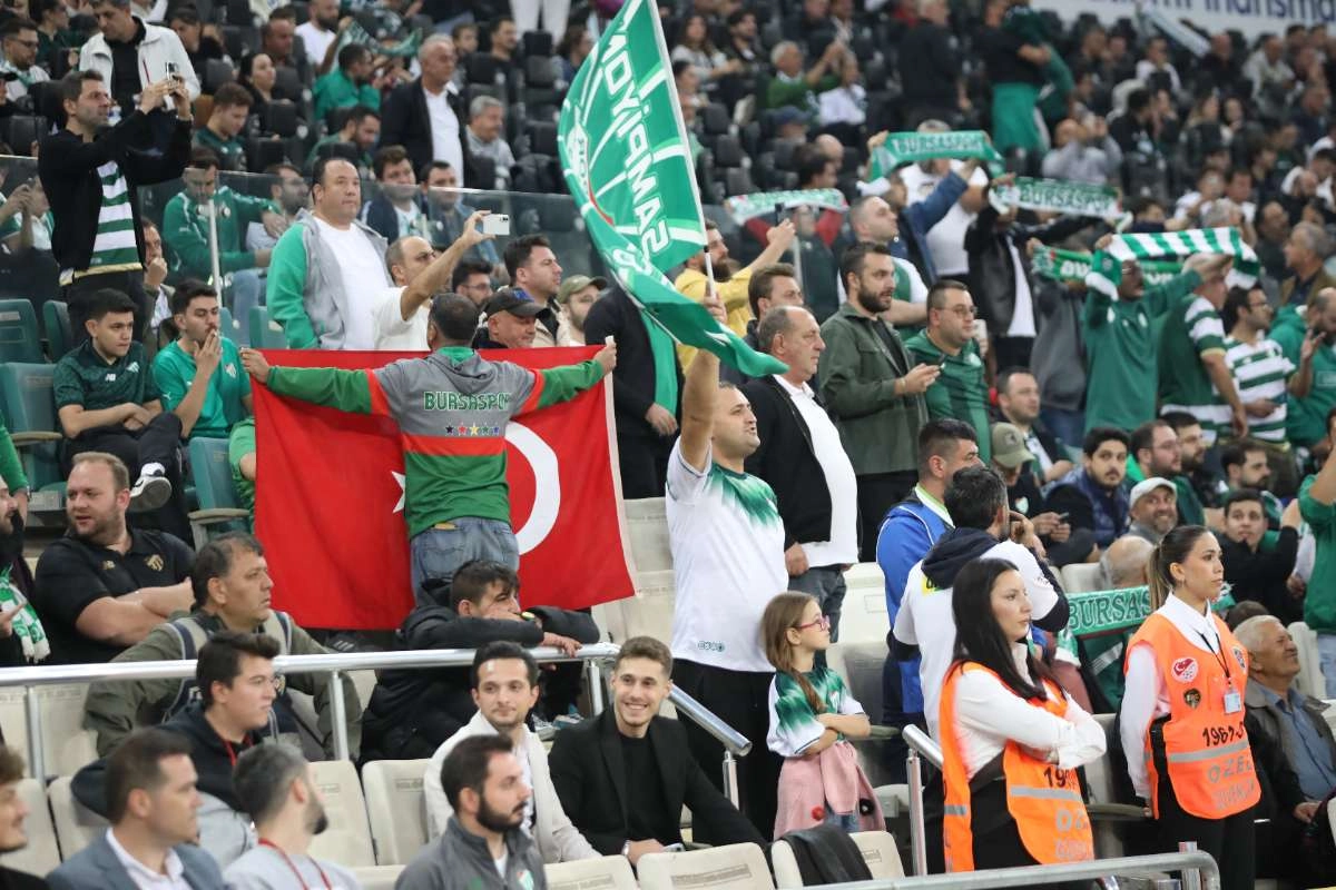 (FOTO GALERİ) Bursaspor-Isparta 32 Spor Taraftar Fotoğrafları-1