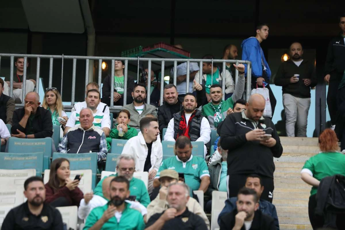 (FOTO GALERİ) Bursaspor-Isparta 32 Spor Taraftar Fotoğrafları-1