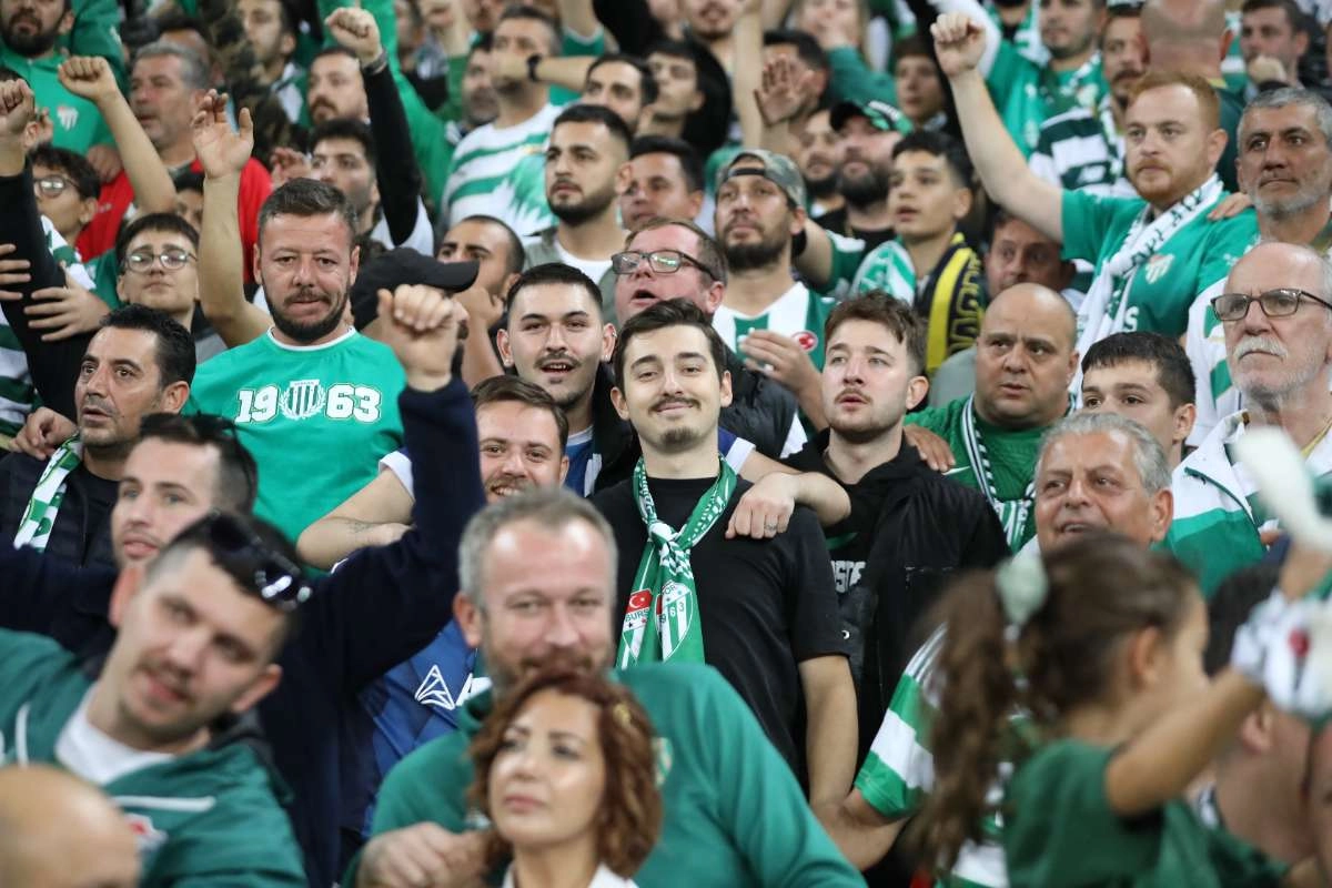 (FOTO GALERİ) Bursaspor-Isparta 32 Spor Taraftar Fotoğrafları-1