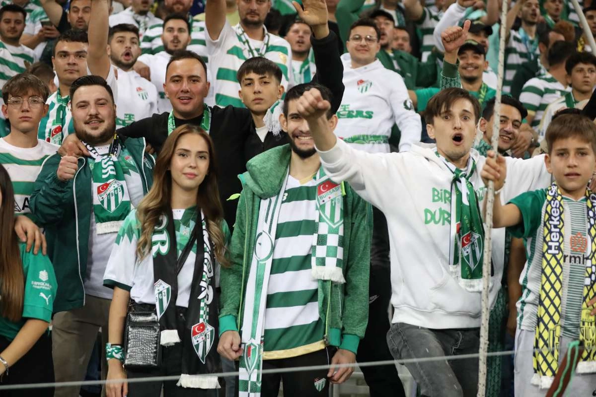 (FOTO GALERİ) Bursaspor-Isparta 32 Spor Taraftar Fotoğrafları-1