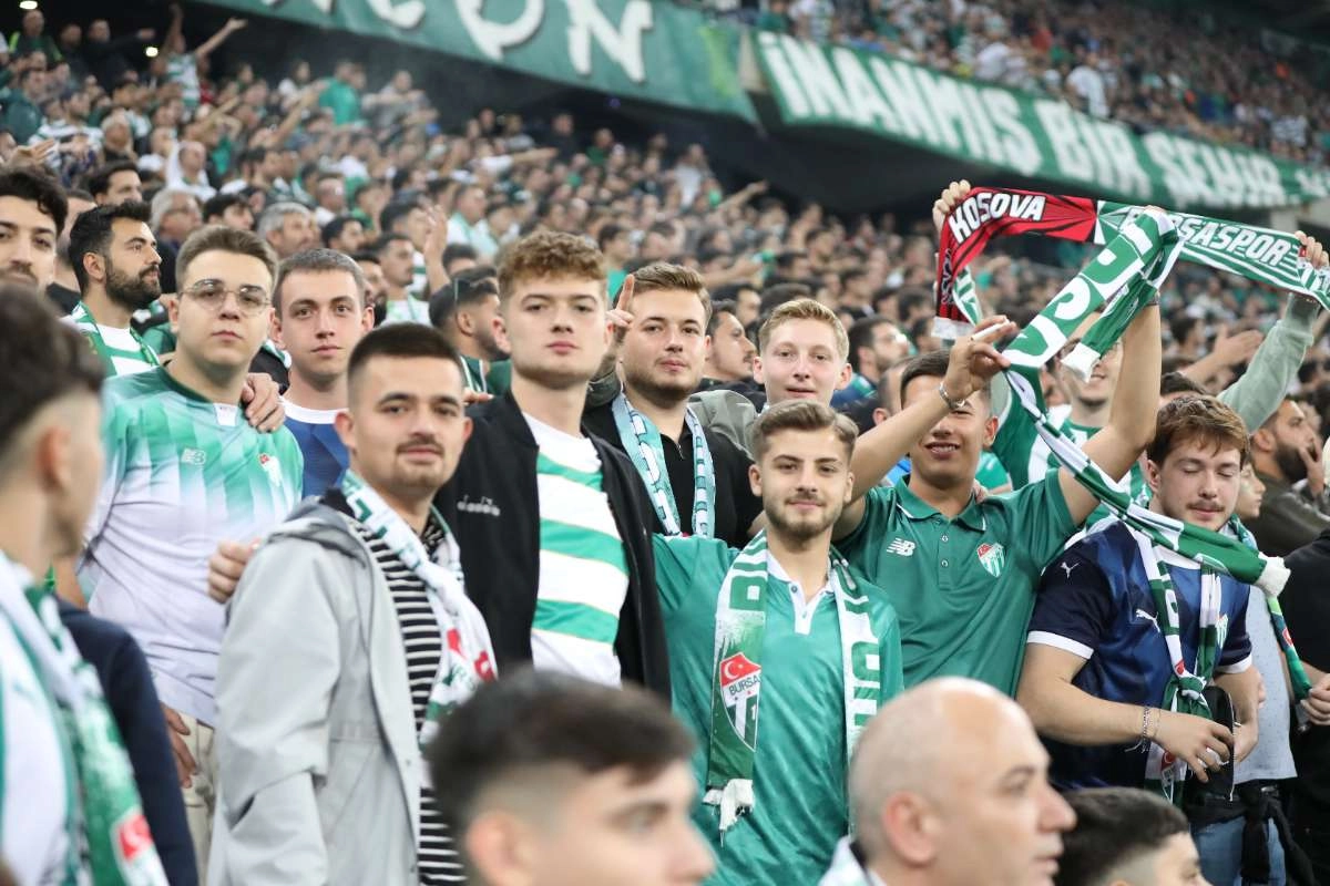 (FOTO GALERİ) Bursaspor-Isparta 32 Spor Taraftar Fotoğrafları-1