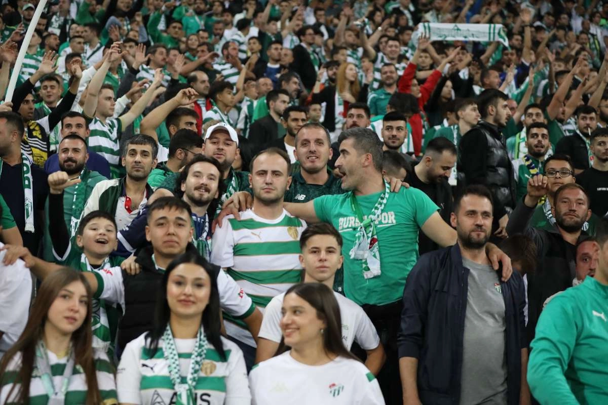(FOTO GALERİ) Bursaspor-Isparta 32 Spor Taraftar Fotoğrafları-1