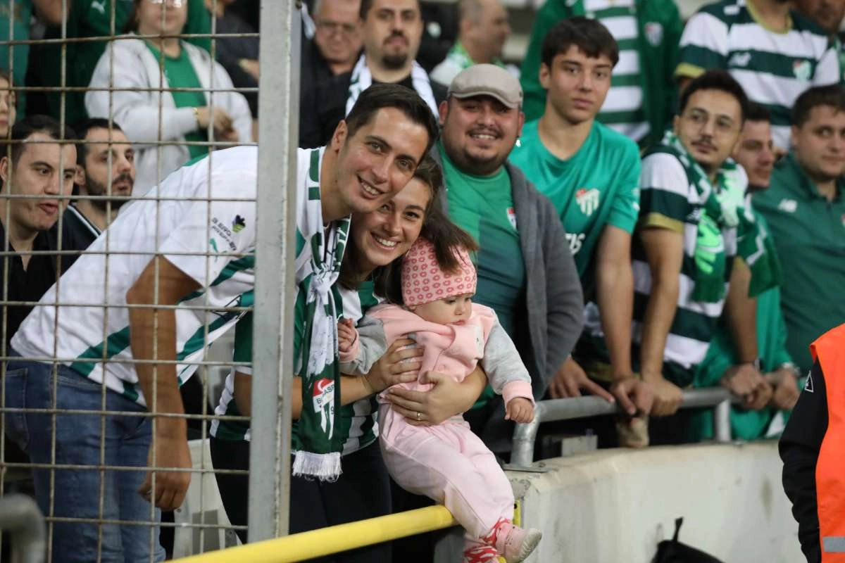 (FOTO GALERİ) Bursaspor-Isparta 32 Spor Taraftar Fotoğrafları-1