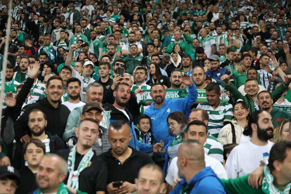 (FOTO GALERİ) Bursaspor-Isparta 32 Spor Taraftar Fotoğrafları-1