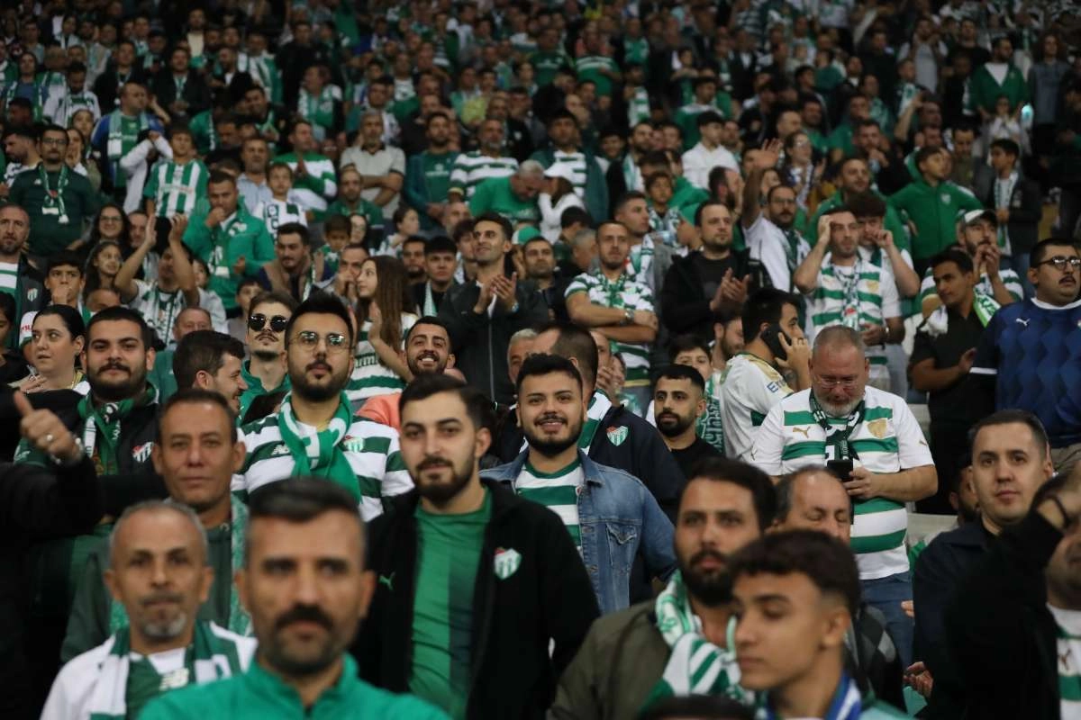 (FOTO GALERİ) Bursaspor-Isparta 32 Spor Taraftar Fotoğrafları-1