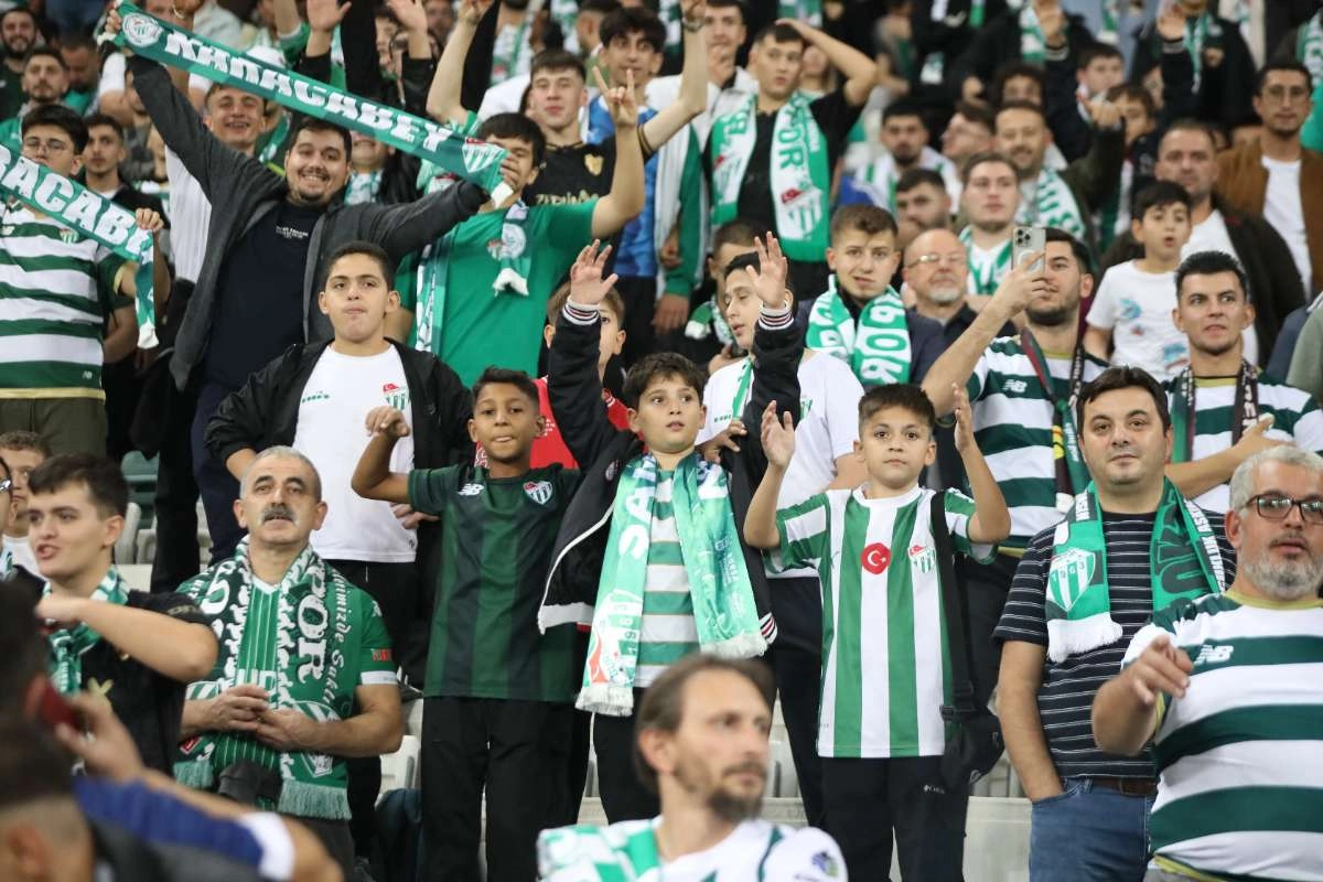 (FOTO GALERİ) Bursaspor-Isparta 32 Spor Taraftar Fotoğrafları-3