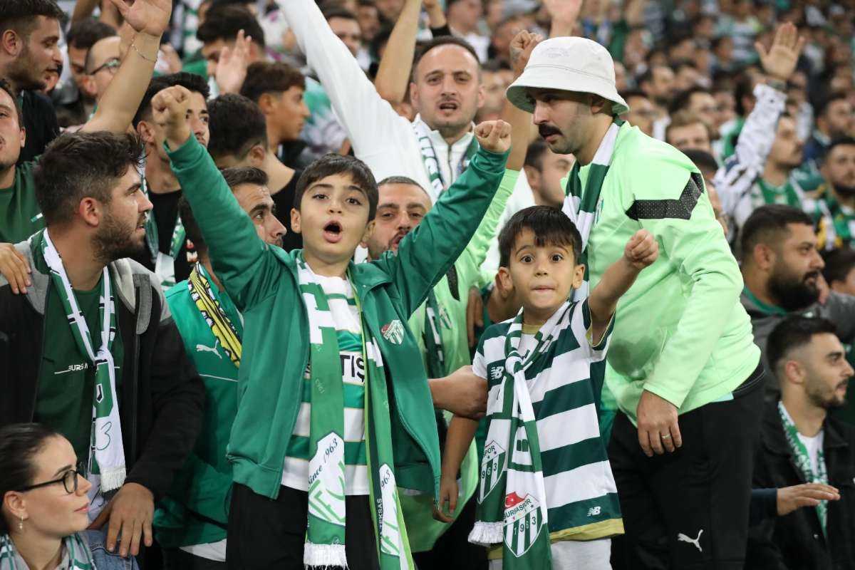 (FOTO GALERİ) Bursaspor-Isparta 32 Spor Taraftar Fotoğrafları-1