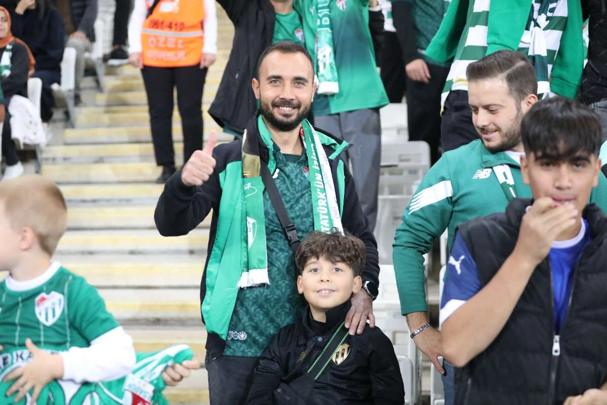 (FOTO GALERİ) Bursaspor-Isparta 32 Spor Taraftar Fotoğrafları-1