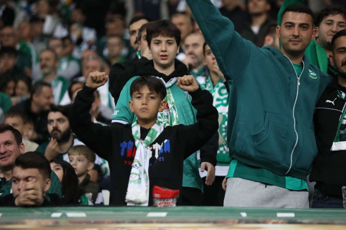 (FOTO GALERİ) Bursaspor-Isparta 32 Spor Taraftar Fotoğrafları-1