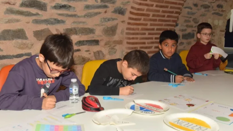 Bursa Yıldırım'da çocukların sanat ve becerileri artıyor