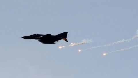 İsrail ateşkese rağmen Gazze’ye hava saldırısı düzenledi