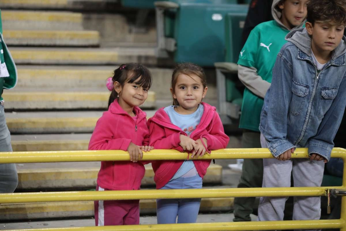 (FOTO GALERİ) Bursaspor-Menemen FK Taraftar Fotoğrafları-1