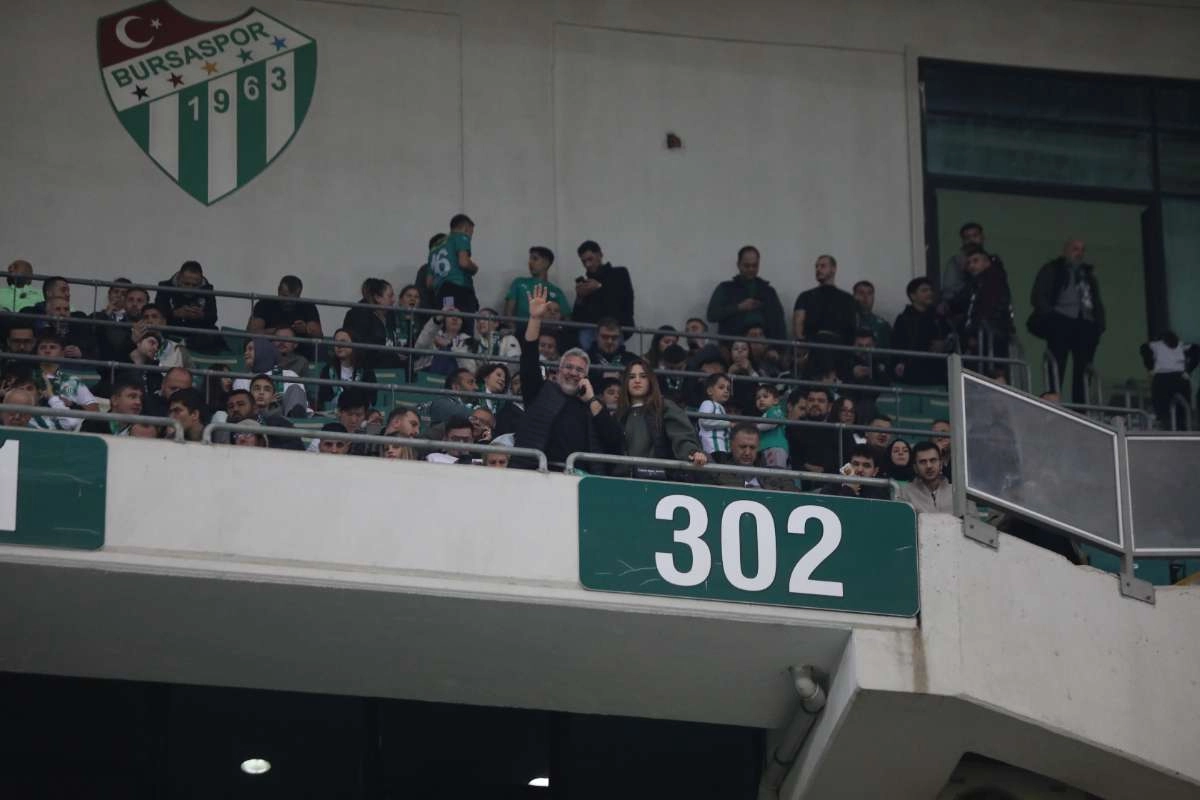 (FOTO GALERİ) Bursaspor-Menemen FK Taraftar Fotoğrafları-1
