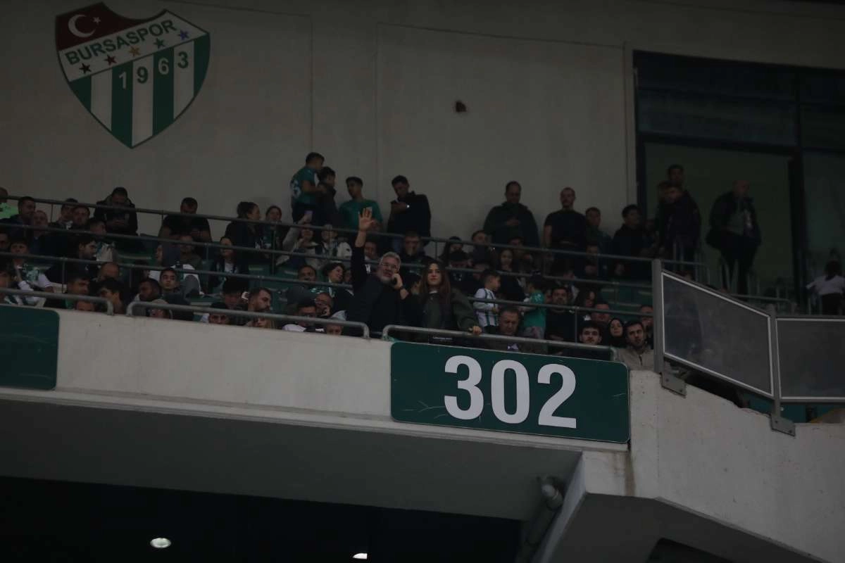 (FOTO GALERİ) Bursaspor-Menemen FK Taraftar Fotoğrafları-1