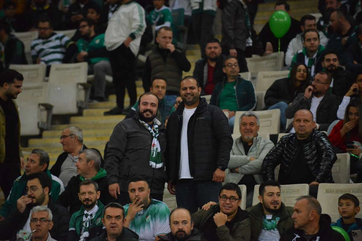 (FOTO GALERİ) Bursaspor-Menemen FK Taraftar Fotoğrafları-3