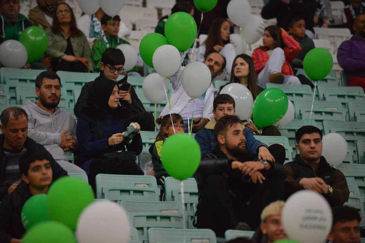 (FOTO GALERİ) Bursaspor-Menemen FK Taraftar Fotoğrafları-3