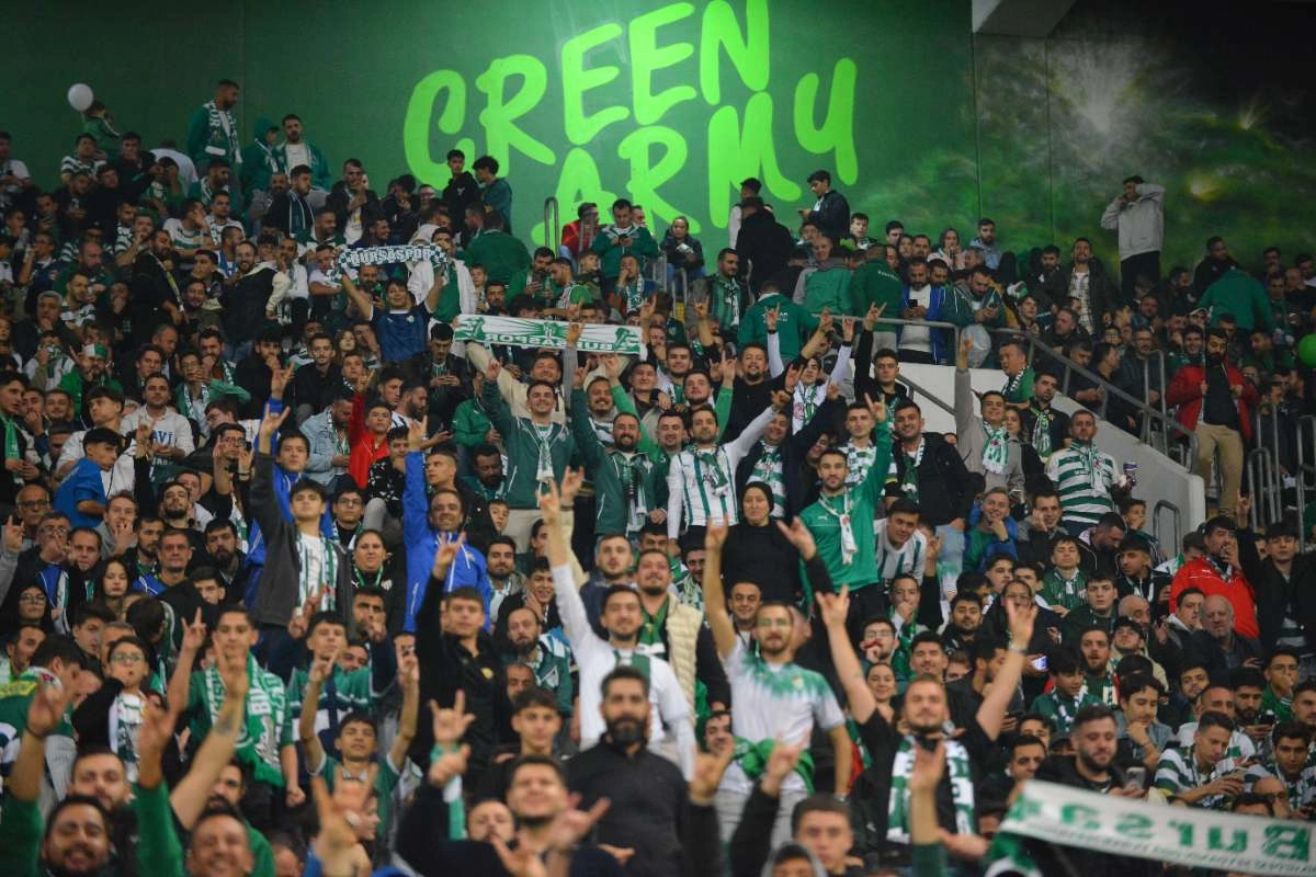 (FOTO GALERİ) Bursaspor-Menemen FK Taraftar Fotoğrafları-3