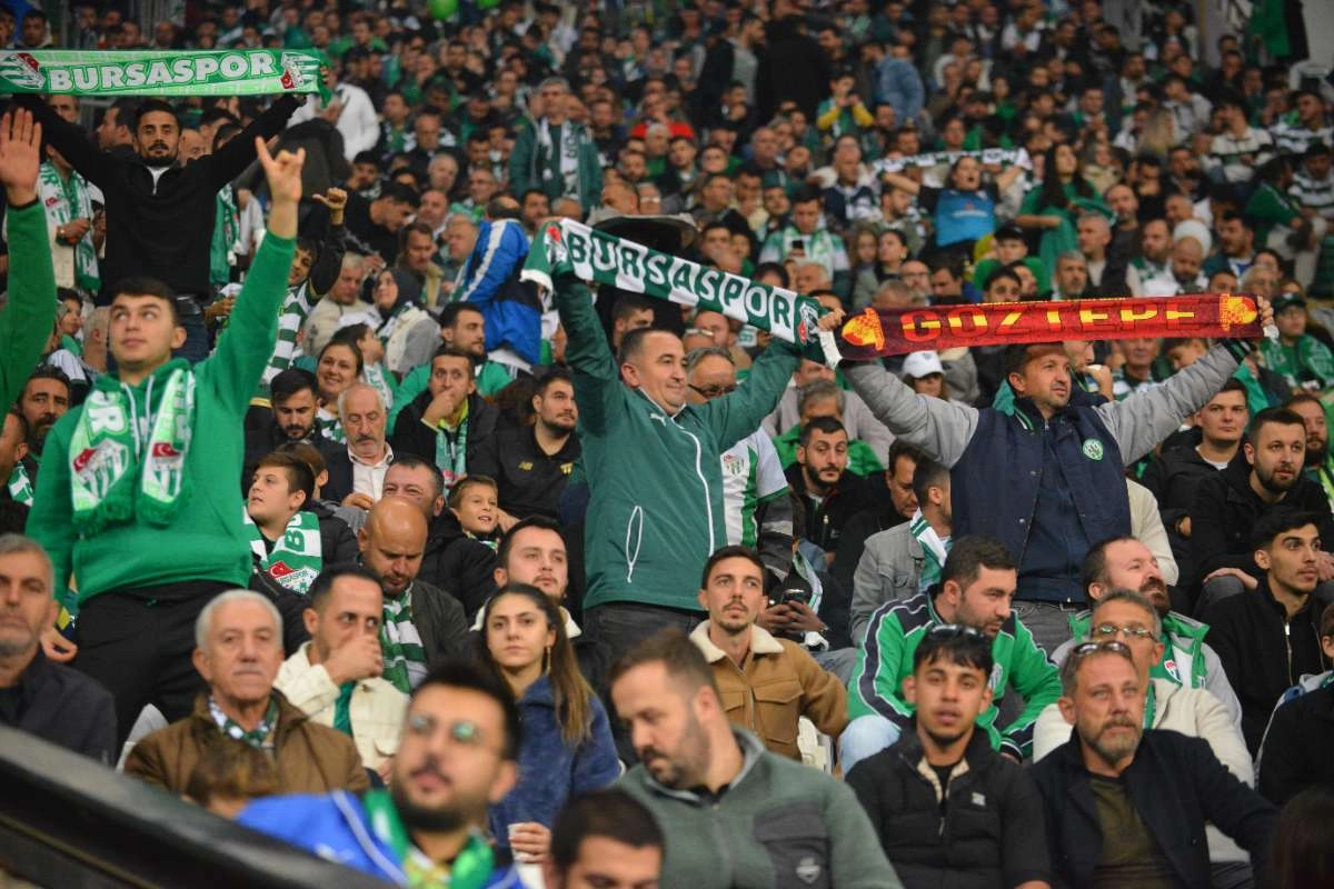 (FOTO GALERİ) Bursaspor-Menemen FK Taraftar Fotoğrafları-3