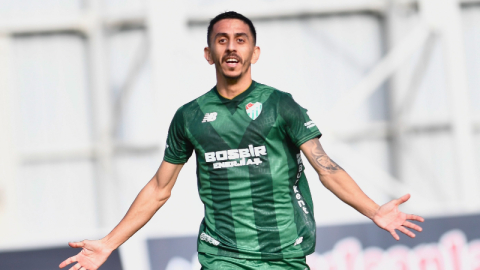 Bursaspor deplasmanda kazanmayı bildi