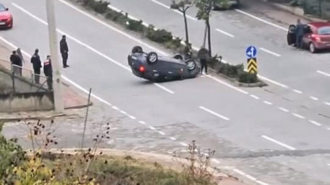 Kontrolden çıkan otomobil takla attı
