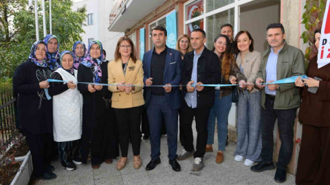 Hasanağa Mahallesi Kadın Yardımlaşma ve Dayanışma Derneği hizmete açıldı