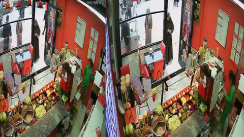 Kadınlar çocuğa dükkandaki kasadan 3 bin lirayı çaldırdı