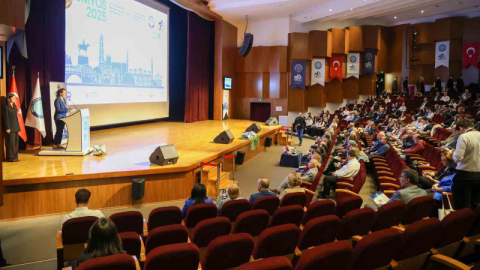 BUÜ’de geleceğin mesleki eğitimi görüşüldü