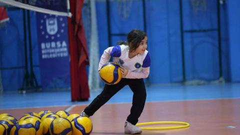 Kış spor okullarında ilk dönem tamamlandı