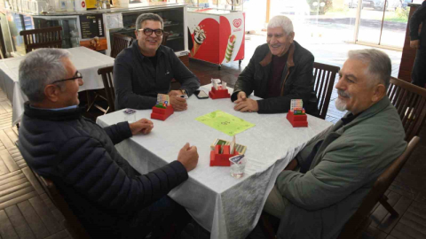 Osmangazi’de briç turnuvası göz doldurdu