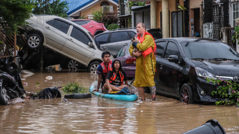 Filipinler'i Kalmaegi Tayfunu vurdu: 2 ölü
