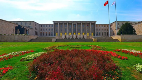 TBMM’de gündem: Vakıflar Kanunu ve HSK seçimi