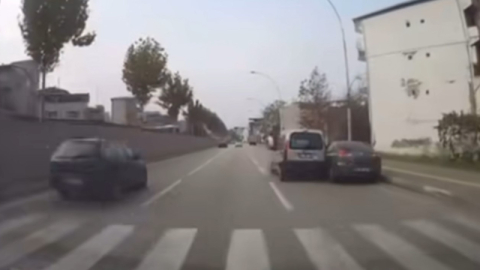 Bursa’da kazalar araç kamerasına yansıdı