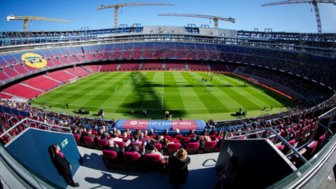 Barcelona yuvasına döndü