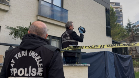 Camdan Hava Almak İsterken Düşen Genç Hayatını Kaybetti