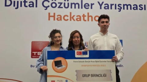 Bursalı gençlerin dijital projesine ödül